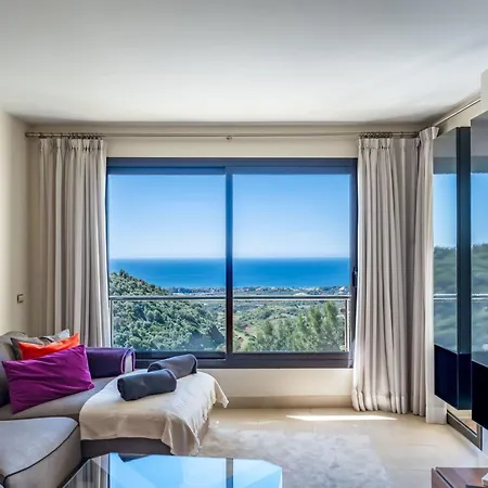 Samara Sea Views Apartment Marbella